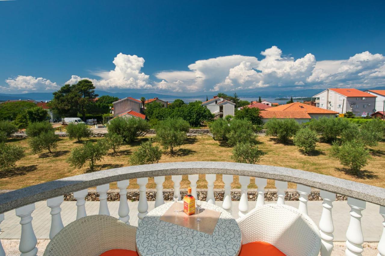 Vila Panorama Malinska Exterior foto