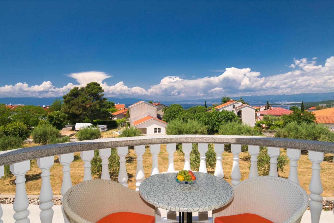 Vila Panorama Malinska Exterior foto