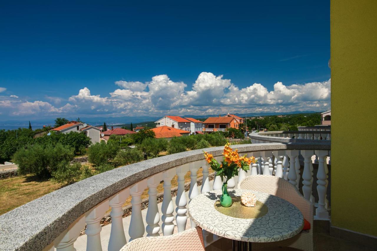 Vila Panorama Malinska Exterior foto